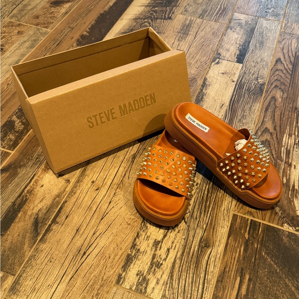 Steve Madden Slides